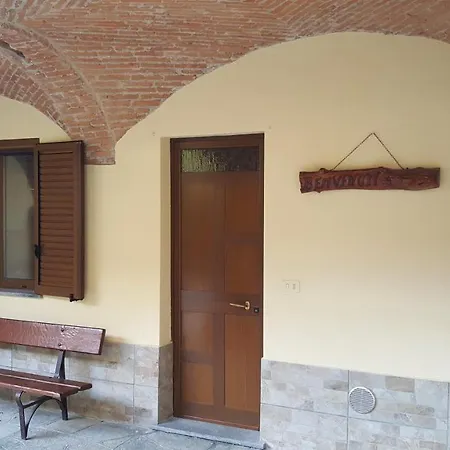 Oda ve Kahvaltı La Taverna Di Tony Montalto Dora